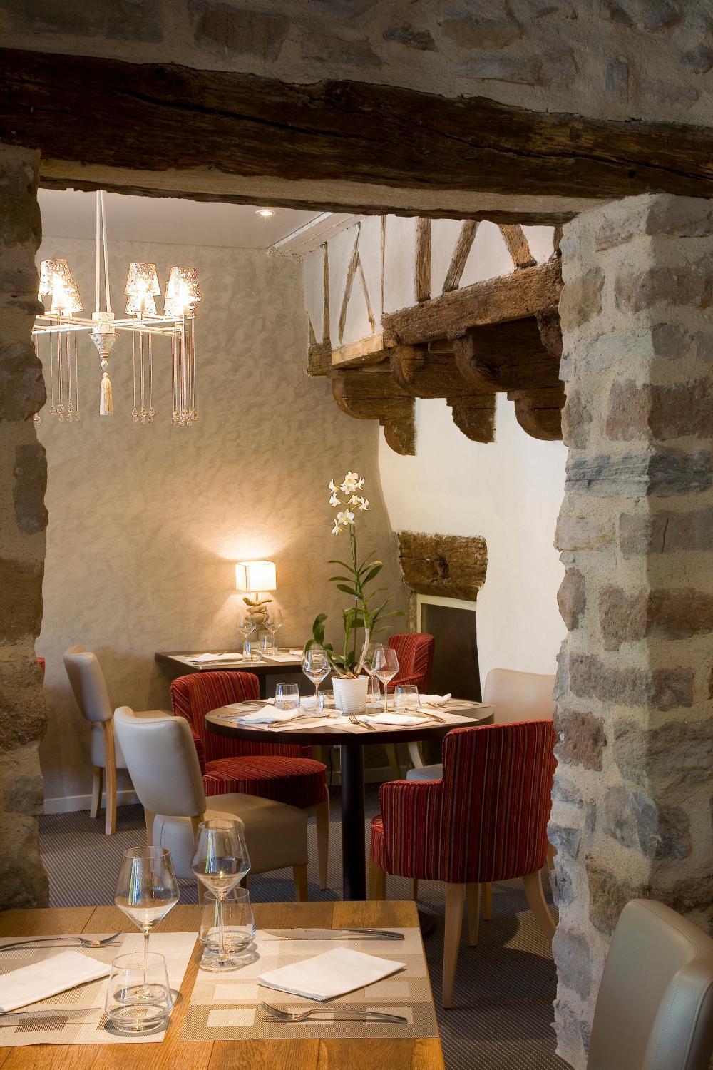 Logis Hotel Les Flots Bleus Beaulieu-sur-Dordogne Kültér fotó