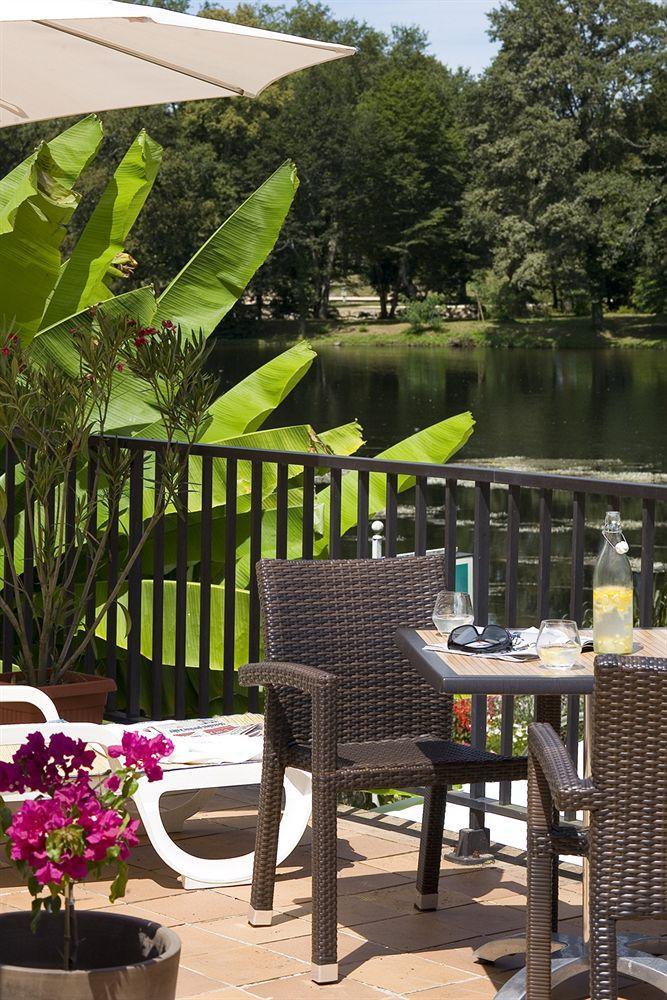 Logis Hotel Les Flots Bleus Beaulieu-sur-Dordogne Kültér fotó